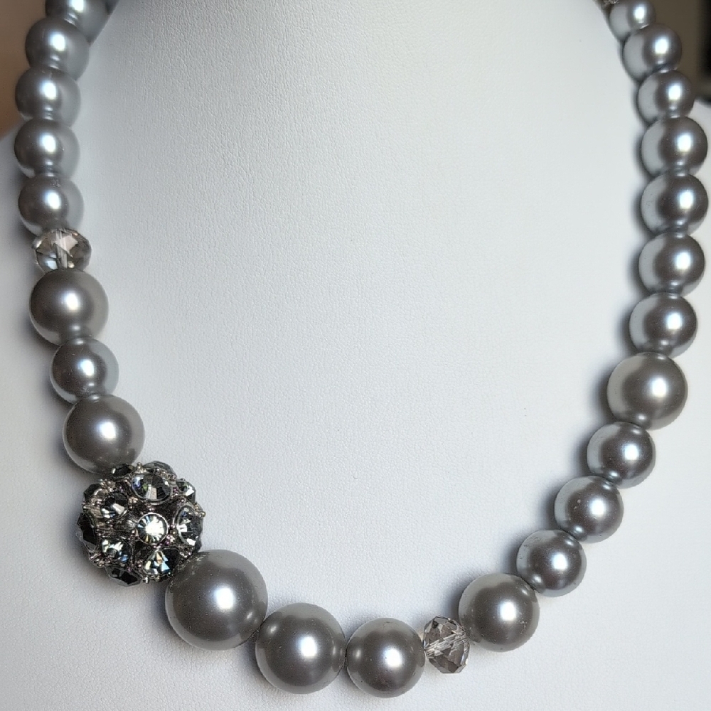 Pearl Rhinestone Necklace Boho Chic Gray Approx 19"